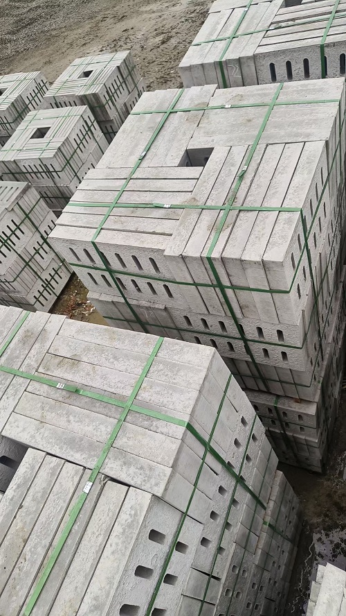 水泥雨水篦子圖片,水泥雨水篦子高清圖片,水泥雨水篦子成品圖片,水泥雨水口立篦子圖片,四孔水泥雨水篦子圖片