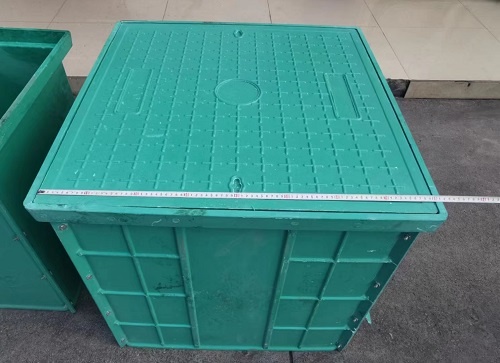 國內(nèi)知名的玻璃鋼井蓋廠家，玻璃鋼井蓋廠家